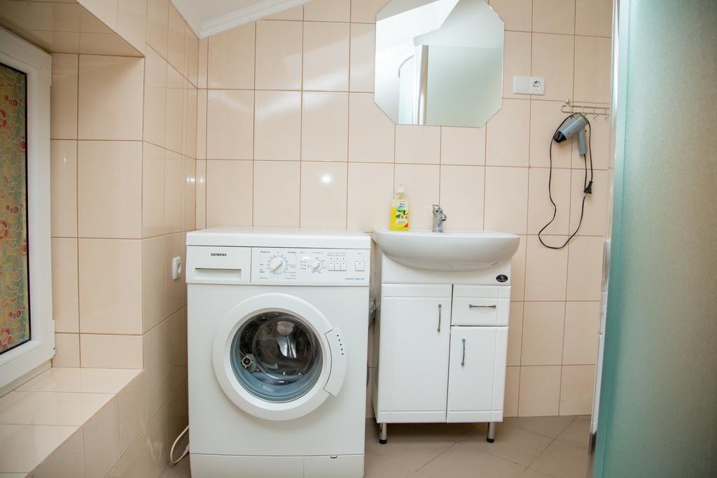 Lions Heart Hostel Λβιβ Εξωτερικό φωτογραφία