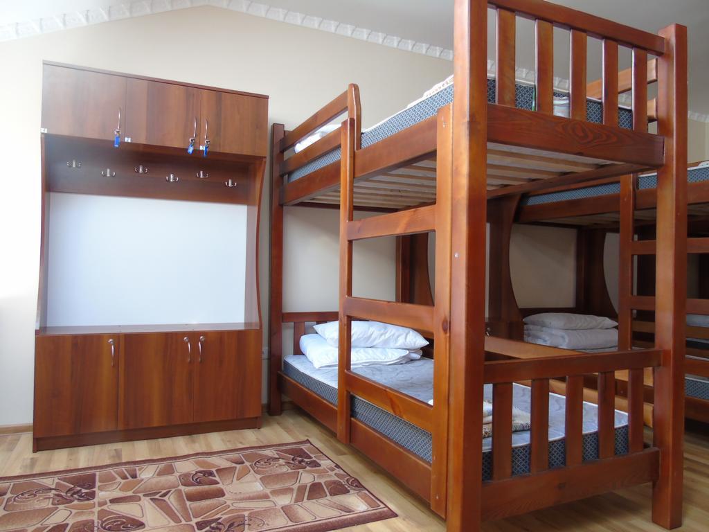 Lions Heart Hostel Λβιβ Εξωτερικό φωτογραφία