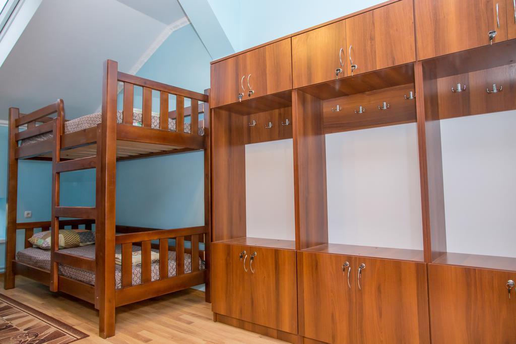 Lions Heart Hostel Λβιβ Εξωτερικό φωτογραφία